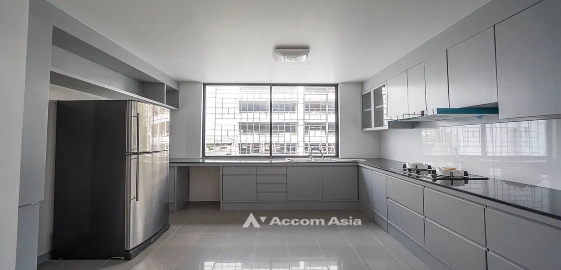 รูป 🔼🔽 AccomA 📩  Classic house with rooftop and stylish interior in Phrom Phong (110107) - รูปที่ 8/20