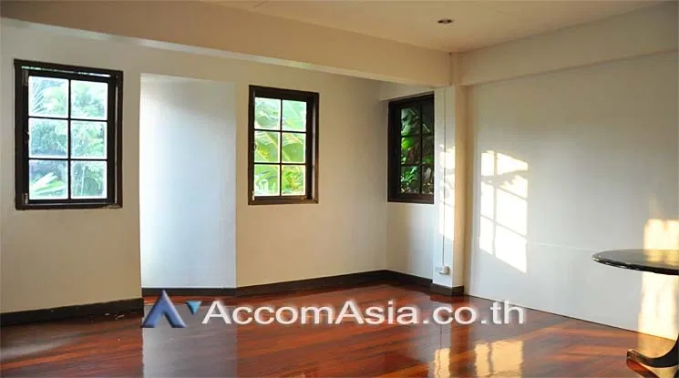 picture 🔼🔽 AccomA 📩 Home Office 3 BR House in Khlong Ton Nuea (AA13724) - 8/14