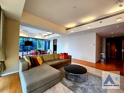 Condos for rent : 🔼🔽 AccomA 📩 Corner unit with private balcony and skyline view at The Met Sathorn (AA28194)