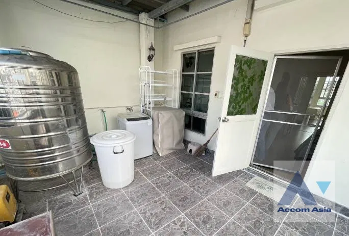 picture 🔼🔽 AccomA 📩 Newly renovated 4 BR House @Baan Klang Krung Sathorn-Nuea Tai (AA43639) - 10/10