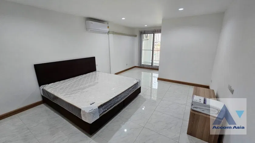 รูป 🔼🔽 AccomA 📩 Newly renovated,Home Office 1 BR Townhouse in Bang Chak (AA43371) - รูปที่ 14/20