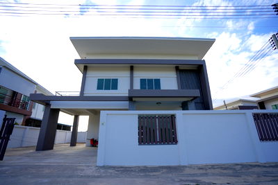 บ้านเดี่ยว นครสวรรค์ : บ้านเดี่ยว (อ.ชุมแสง) จ.นครสวรรค์