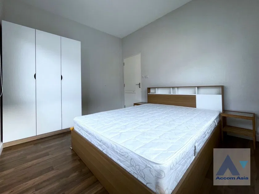 รูป 🔼🔽 AccomA 📩 Wood-clad modern condo with minimalist aesthetic (AA40726) - รูปที่ 12/20