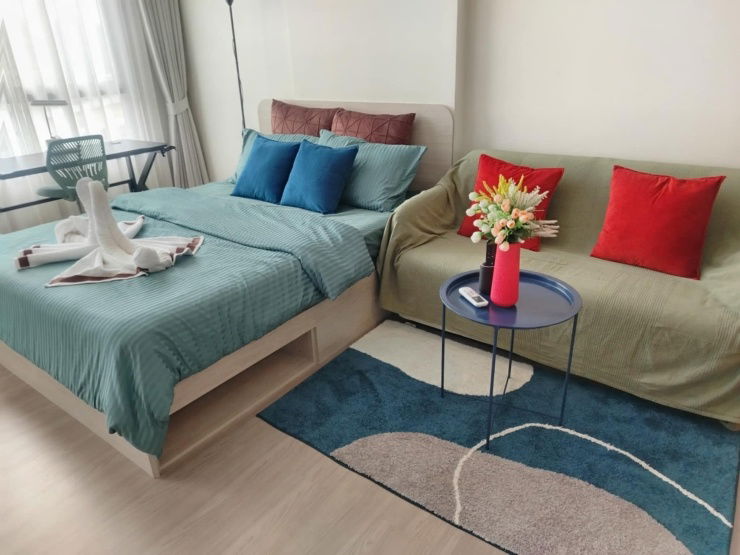 picture D Condo Reef 
Building C, 5th floor, size 24 sq m.
15,000 per year

Deposit 2 months
1 month in advance
 - 4/16