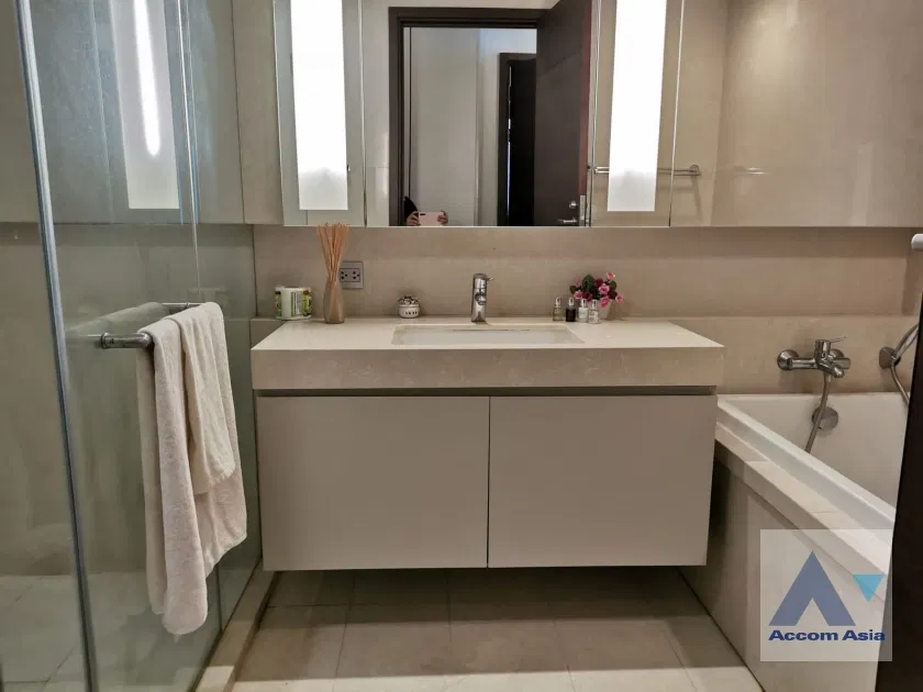 picture 🔼🔽 AccomA 📩  2 BR Condominium @Quattro Thonglor (AA30909) - 10/17