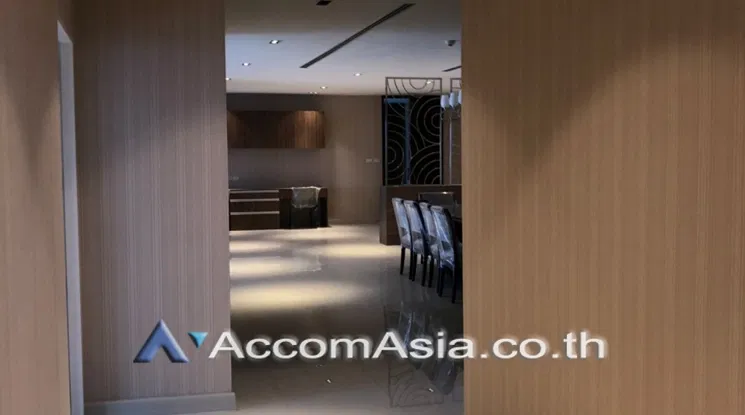 รูป 🔼🔽 AccomA 📩 Elegant condo with soft lighting and modern décor (1518427) - รูปที่ 5/7