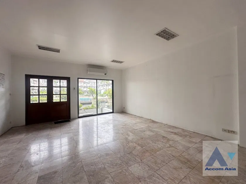 รูป 🔼🔽 AccomA 📩  4 BR Townhouse @Regent 71 (2314230) - รูปที่ 8/15
