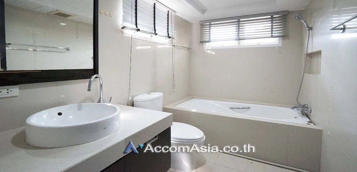picture 🔼🔽 AccomA 📩  Spacious house in an exclusive compound, 4 Beds for rent in New Phetchaburi (AA27418) - 9/19