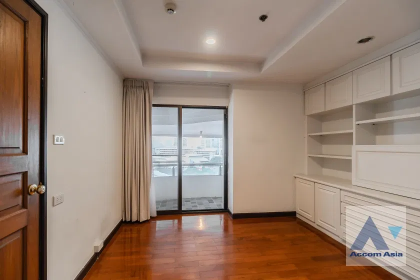 รูป 🔼🔽 AccomA 📩 Elegant duplex condominium with pool on balcony and skyline views (2012701) - รูปที่ 20/20