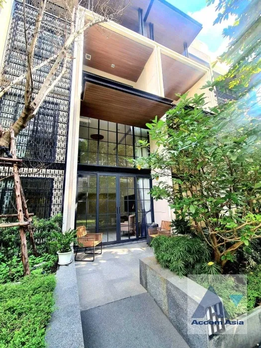 รูป 🔼🔽 AccomA 📩 Private Gated Compound Only 20 Homes in Community @Quarter 31 (AA38605) - รูปที่ 2/12