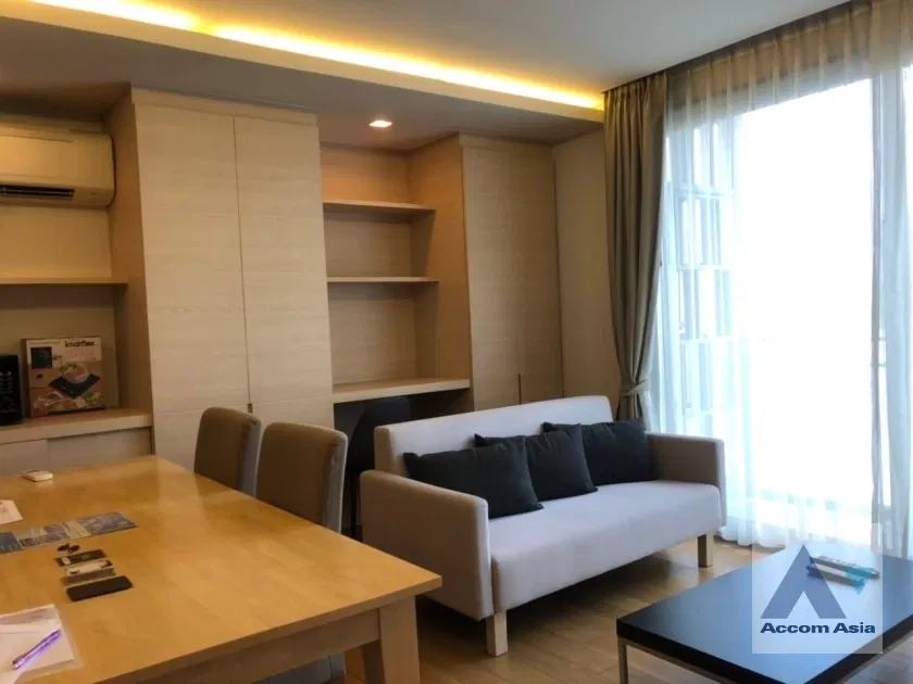 picture 🔼🔽 AccomA 📩  2 BR Condominium @Via Botani (AA38570) - 1/10