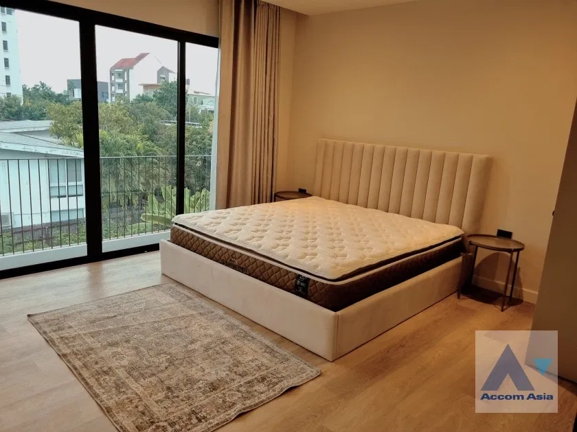 รูป 🔼🔽 AccomA 📩 Pet friendly 3 BR House in Phra Khanong Nuea (AA35371) - รูปที่ 8/20