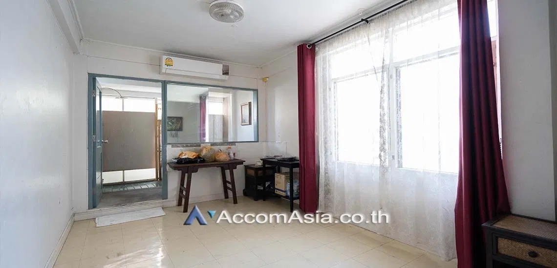 picture 🔼🔽 AccomA 📩 Home Office,Pet friendly 3 BR House in Khlong Toei (1720649) - 10/17