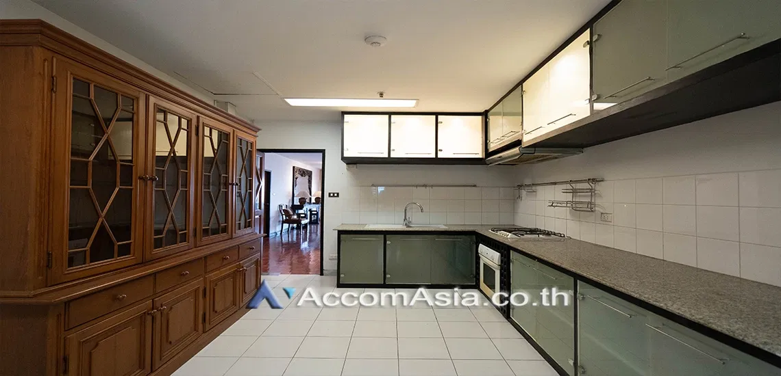 รูป 🔼🔽 AccomA 📩 Classic-style condominium with large layout and relaxing balconies (20612) - รูปที่ 6/14
