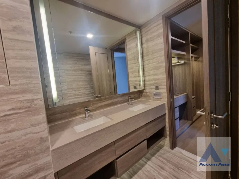 picture 🔼🔽 AccomA 📩 Refined condo with sleek design and warm lighting (AA41789) - 14/19