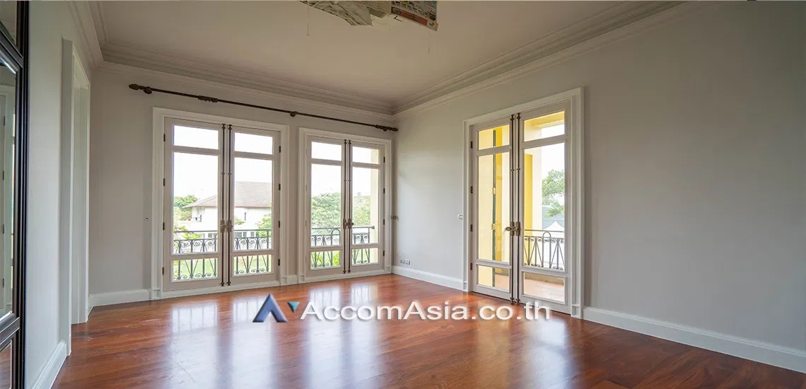 รูป 🔼🔽 AccomA 📩 Spacious estate with lush garden, private pool & timeless charm - รูปที่ 15/20