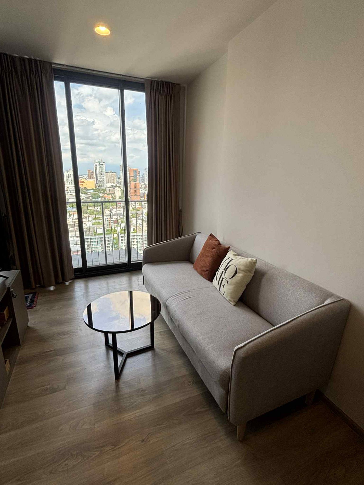 มีหลายห้อง 🏡Cozy 1 Bedroom Unit For Rent @Oka Haus 🏡