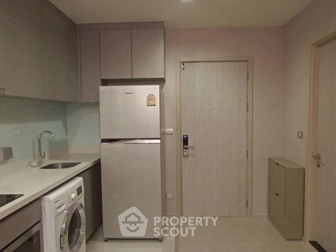 รูป คอนโด 1-ห้องนอน ที่ ริทึ่ม สุขุมวิท 36-38 ใกล้ BTS ทองหล่อ (ID 513527) - รูปที่ 4/7