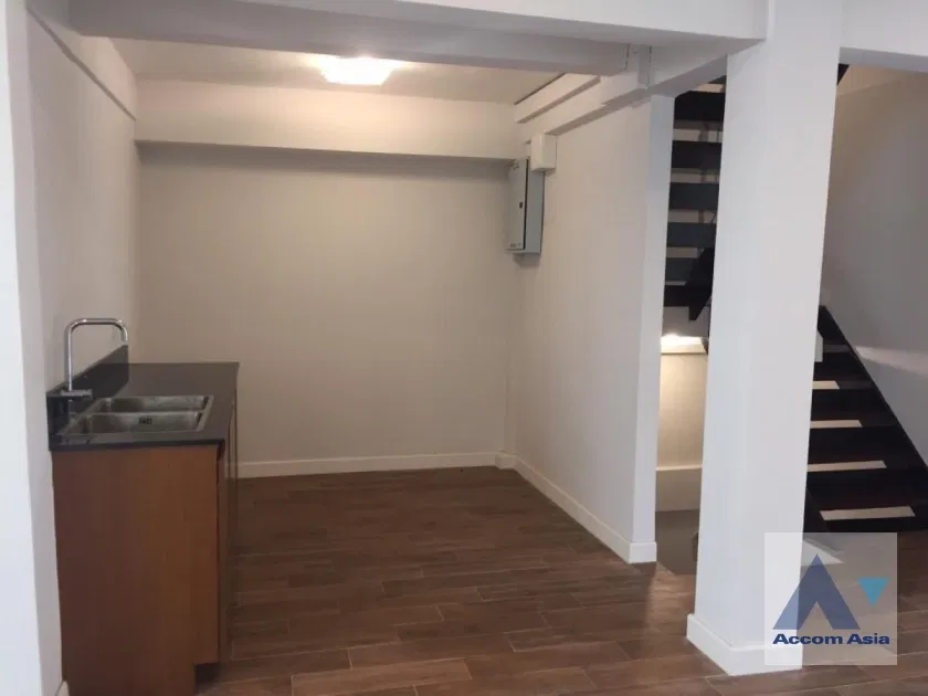 รูป 🔼🔽 AccomA 📩 Pet friendly 3 BR House in Thung Maha Mek (AA43786) - รูปที่ 16/20