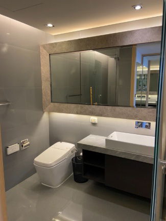 picture The Bangkok Sathorn Condo for rent next to BTS Surasak - 6/18