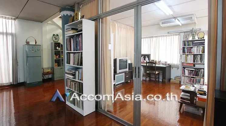 picture 🔼🔽 AccomA 📩  3 BR House in Khlong Ton Nuea (AA18540) - 10/14