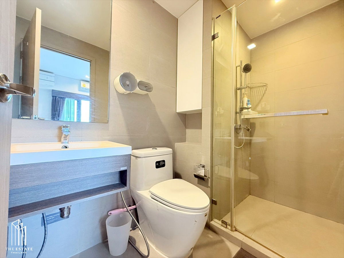 picture Whizdom Connect Condo for rent near Punnawithi BTS Station, beautiful and fully furnished @ 18,000 Baht - 7/8
