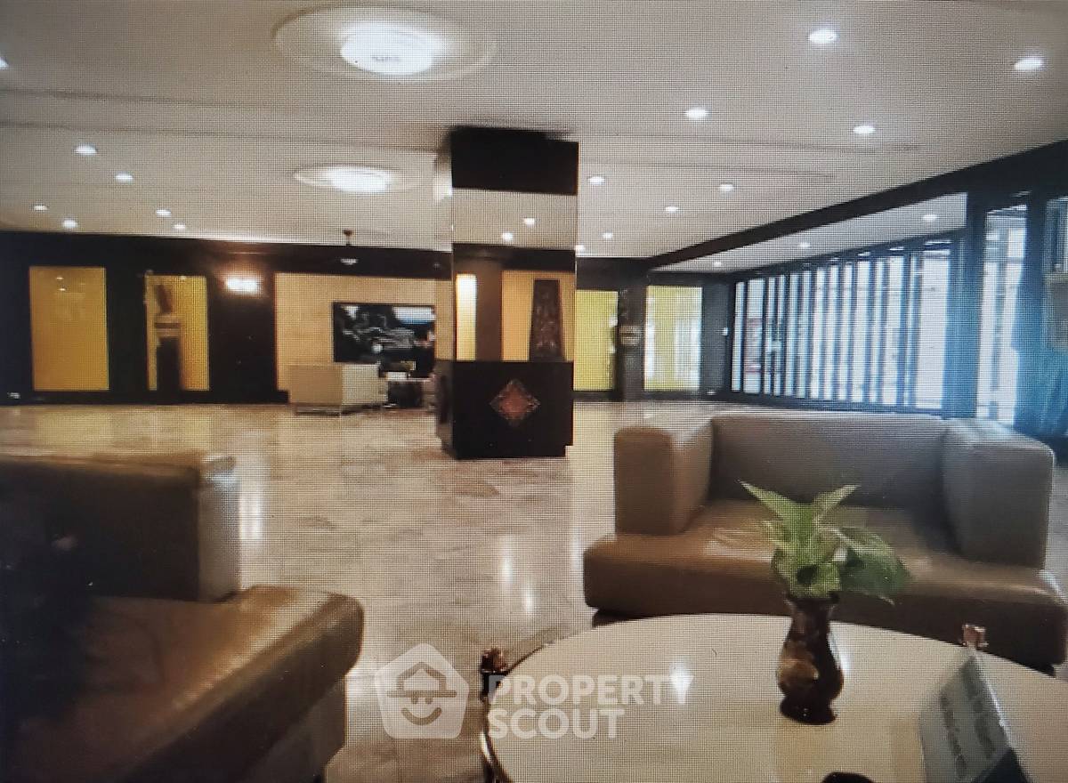 picture 2-BR Condo at D.S. Tower 2 Sukhumvit 39 Condominium near MRT Sukhumvit (ID 1806468) - 15/20
