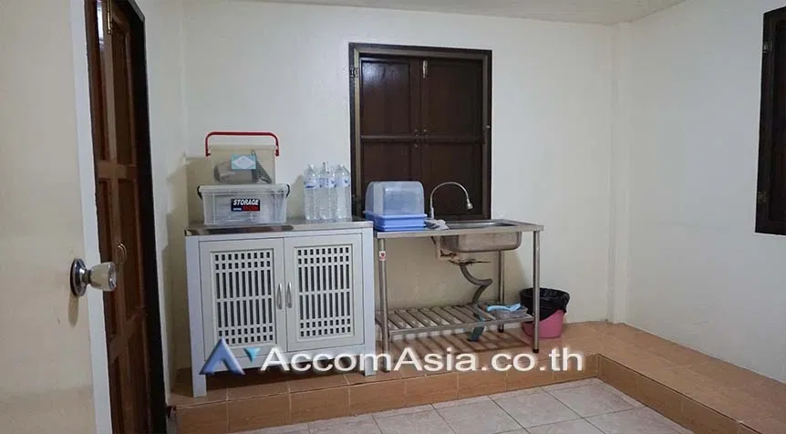 picture 🔼🔽 AccomA 📩 Home Office,Pet friendly 2 BR House in  Lumphini (20706) - 13/13