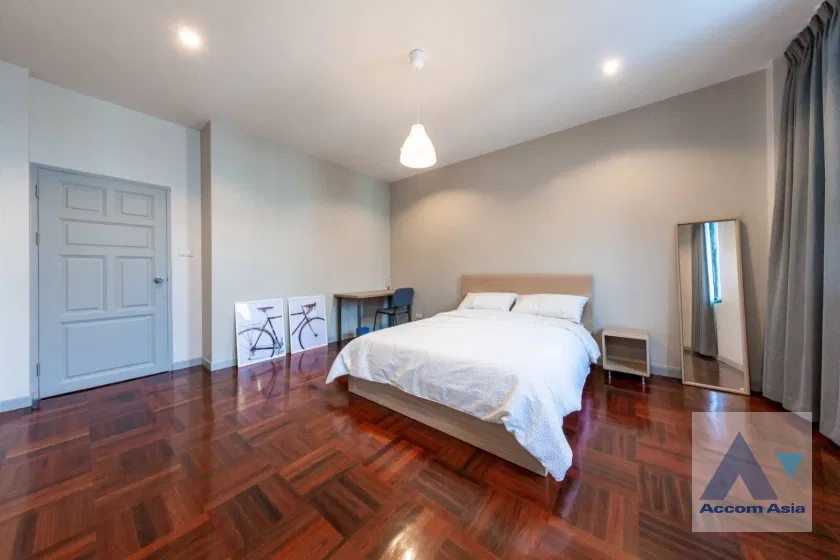 รูป 🔼🔽 AccomA 📩 Spacious townhouse with greenery and open-plan comfort in Sathorn - รูปที่ 8/15