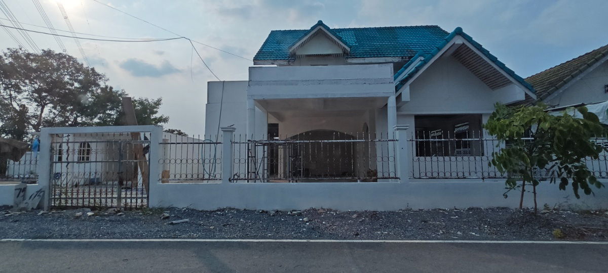 รูป ที่ดิน แถมบ้าน ซ.ฉัตรหลวง1 แถมบ้าน2หลัง - รูปที่ 3/13