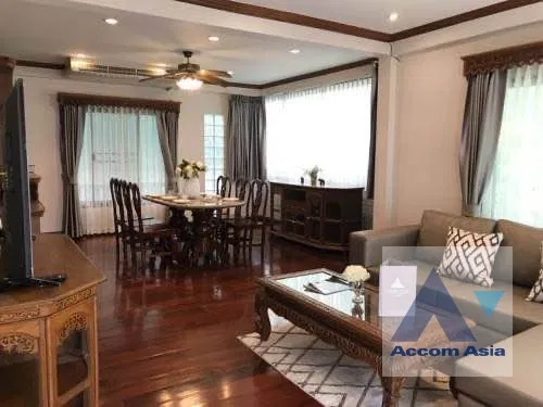 รูป 🔼🔽 AccomA 📩 Warm Thai-style house with garden and pool in Sathorn (AA42073) - รูปที่ 3/8