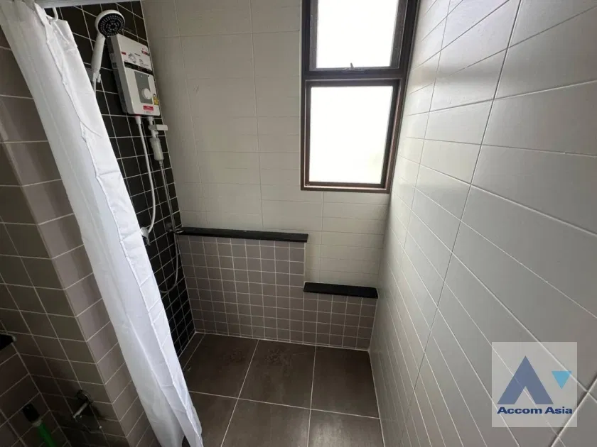 รูป 🔼🔽 AccomA 📩 Townhouse in a private project with backyard and pet-friendly policy (13001080) - รูปที่ 12/18