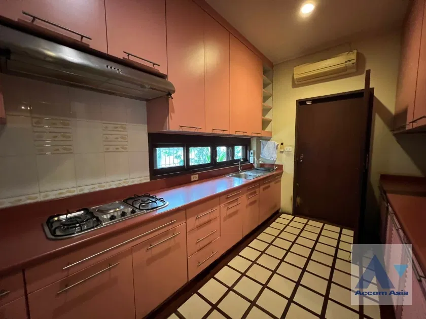 รูป 🔼🔽 AccomA 📩 Home Office 4 BR House in Khlong Ton Nuea (AA42165) - รูปที่ 7/17