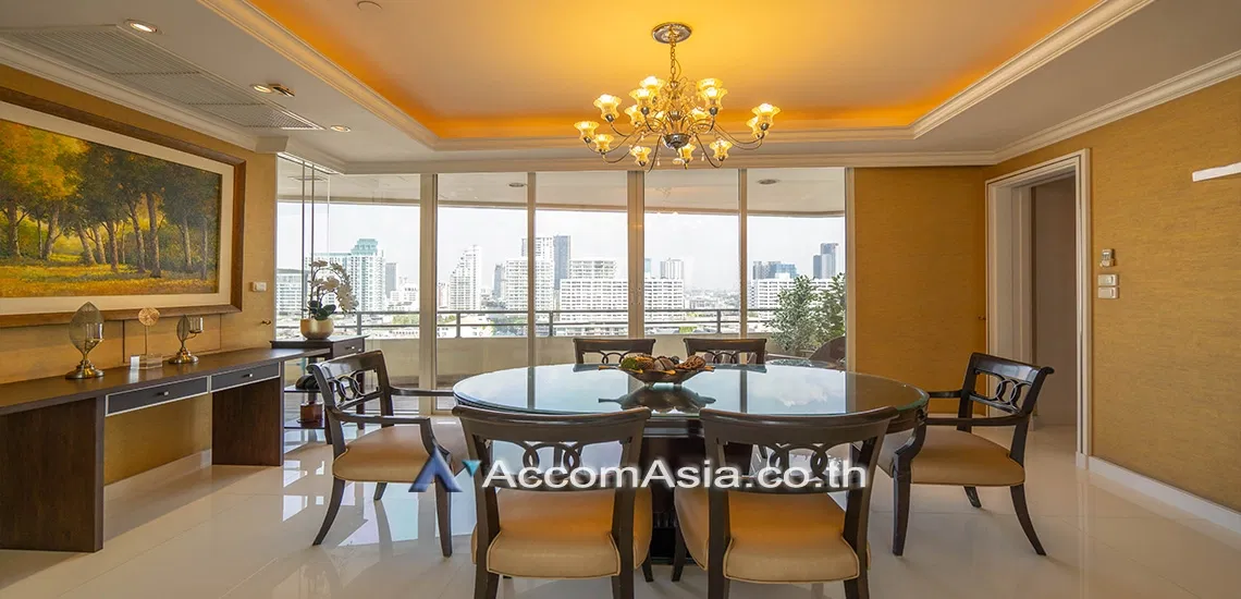 รูป 🔼🔽 AccomA 📩 Elegant wood-accented condo with indoor balcony and city view (1516481) - รูปที่ 5/15