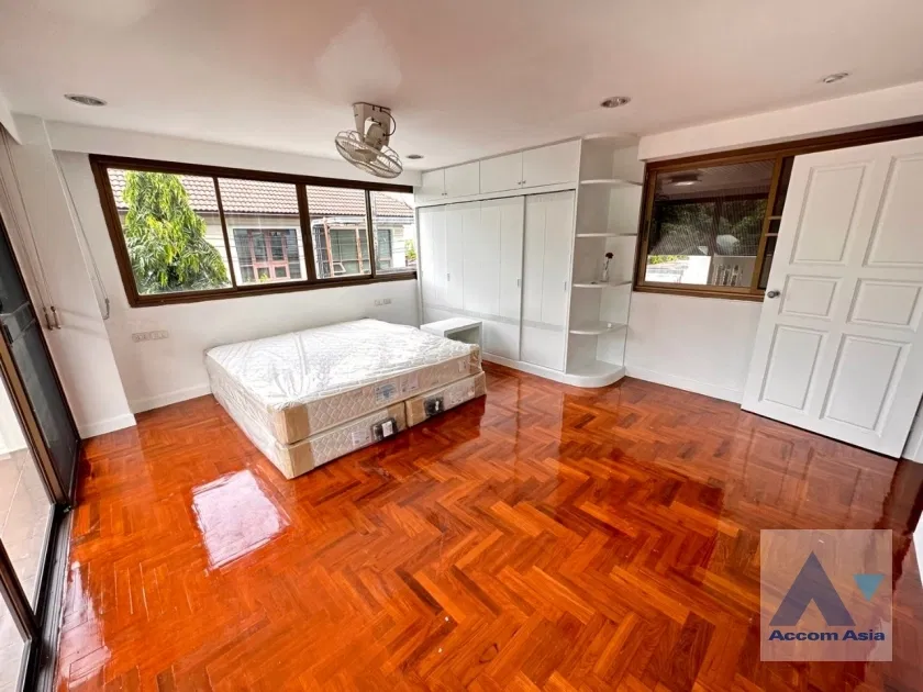 picture 🔼🔽 AccomA 📩  5 BR Townhouse @A Homely Place Residence (AA35845) - 11/20