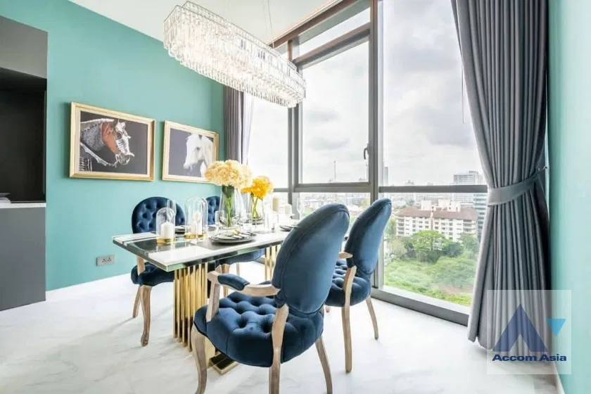 picture 🔼🔽 AccomA 📩 Luxury high-rise condominium with elegant blue interiors at The Monument Thong Lo   - 7/19