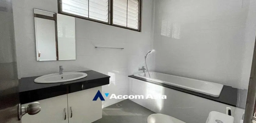 picture 🔼🔽 AccomA 📩 House for rent with big greenery garden - walkable to NIST (AA20114) - 15/20