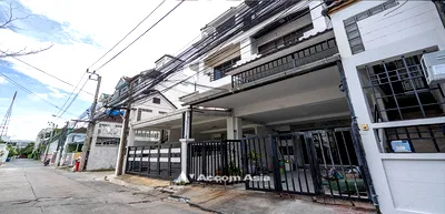 เช่าทาวน์โฮม ม.ศรีนครินทรวิโรฒ วิทยาเขตประสานมิตร : 🔼🔽 AccomA 📩 Home Office 4 BR Townhouse in Klong Tan (2516391)