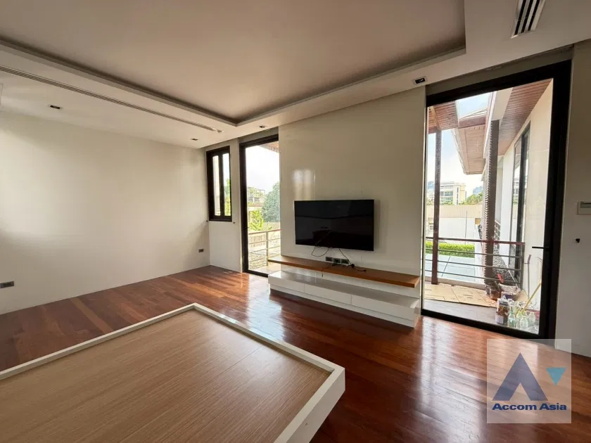 รูป 🔼🔽 AccomA 📩  Contemporary Tropical Home with Pool and Garden Views (AA43456) - รูปที่ 17/20