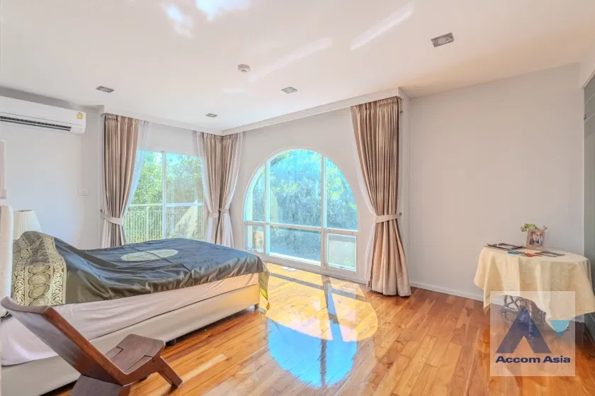 รูป 🔼🔽 AccomA 📩 Warm wood condominium with open kitchen and city view (1510534) - รูปที่ 11/20