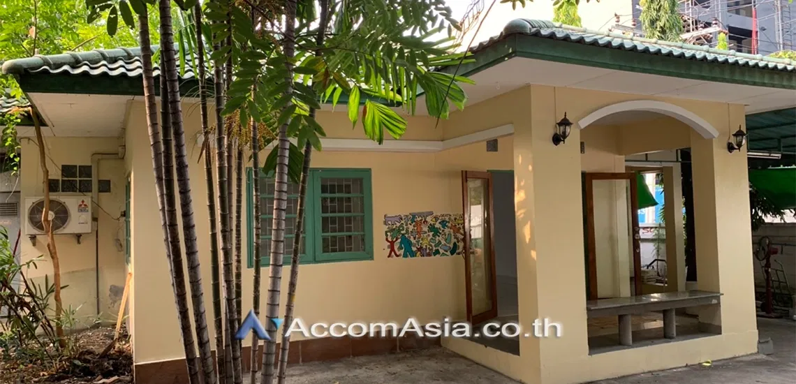 picture 🔼🔽 AccomA 📩  2 BR House in Klong Tan (40075) - 1/12