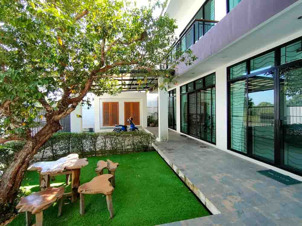 picture Modern-Style 4-Bedroom House with Bathtub, Just 10 Minutes to Chiang Mai Airport - 7/50