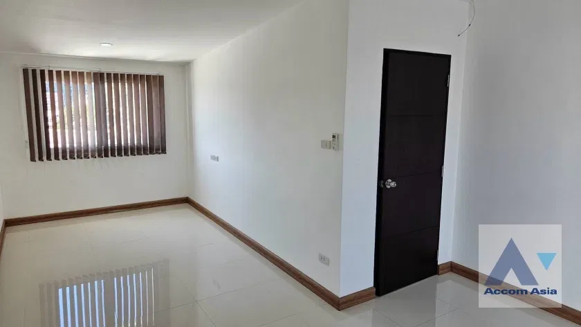 รูป 🔼🔽 AccomA 📩 Newly renovated,Home Office 1 BR Townhouse in Bang Chak (AA43371) - รูปที่ 17/20