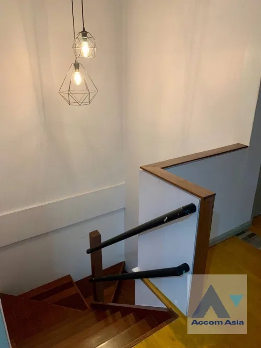 picture 🔼🔽 AccomA 📩  3 BR Townhouse in Khlong Ton Nuea (AA18875) - 4/7