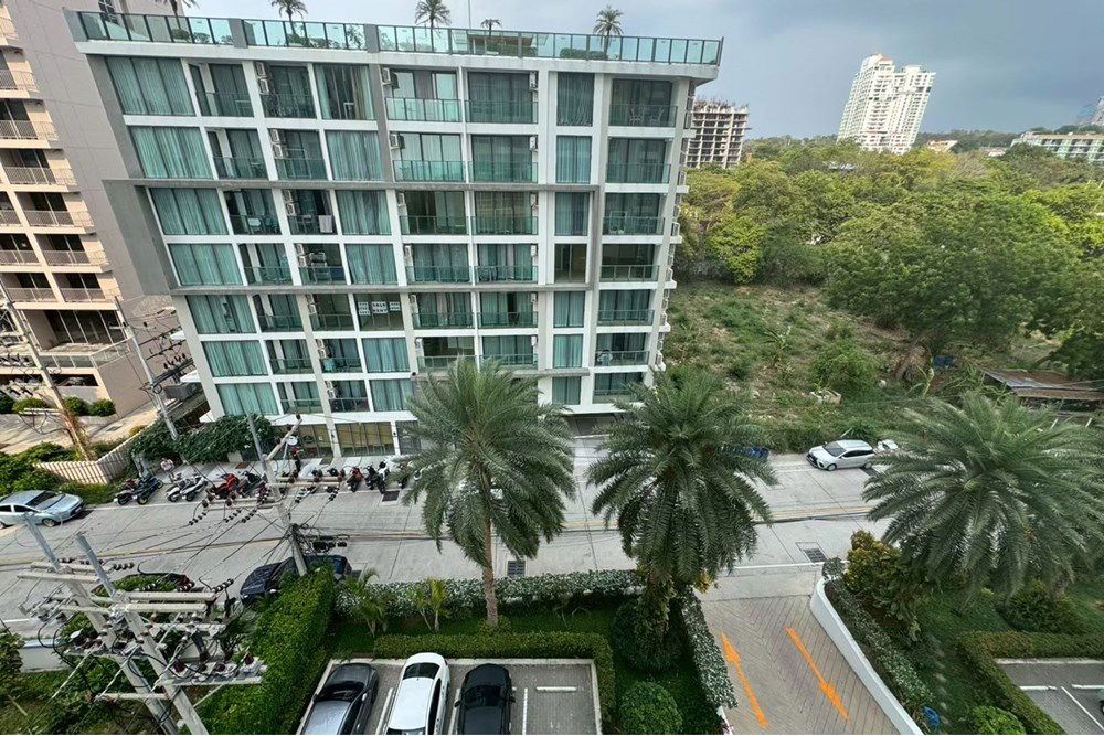 picture [920611001-377] Urban Oasis Condo in Pattaya - 1BR, Great Amenities - 10/29