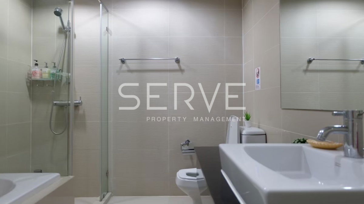 picture Nice Room 3 Beds with Bathtub Large Unie Good Location MRT Phra Ram 9  500 m. and CentralPlaza  @ Belle Grand Rama 9 - 5/10