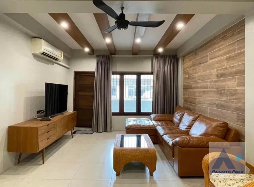 รูป 🔼🔽 AccomA 📩 Fully Furnished 2 BR Townhouse in Chong Nonsi (AA41836) - รูปที่ 1/17