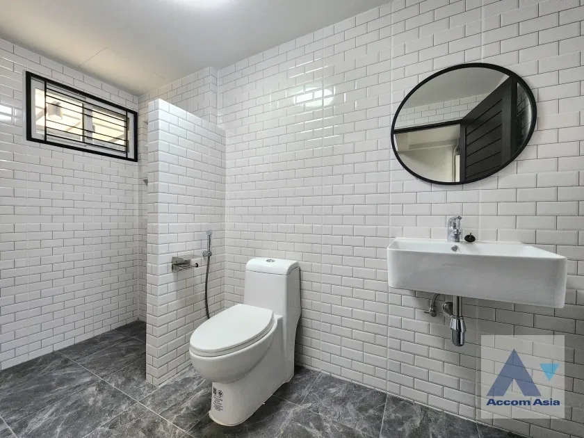 picture 🔼🔽 AccomA 📩 House for rent, near Bangkok Prep Primary Int’l 600 m. in Phra Kanong (AA35459) - 14/20