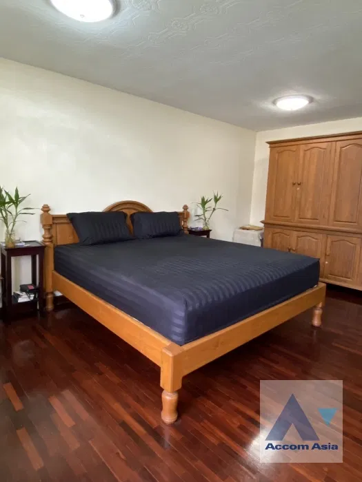 picture 🔼🔽 AccomA 📩  3 BR Townhouse in Khlong Ton Nuea (1716036) - 5/13