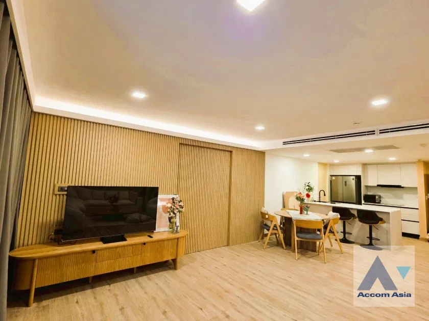 รูป 🔼🔽 AccomA 📩 Elegant condominium in Chitlom at Somkid Gardens (AA38889) - รูปที่ 4/12